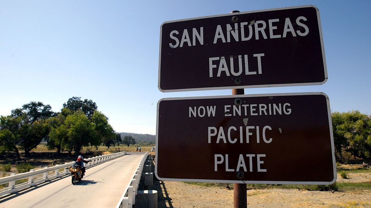 Earthquake of 3.7 shakes California