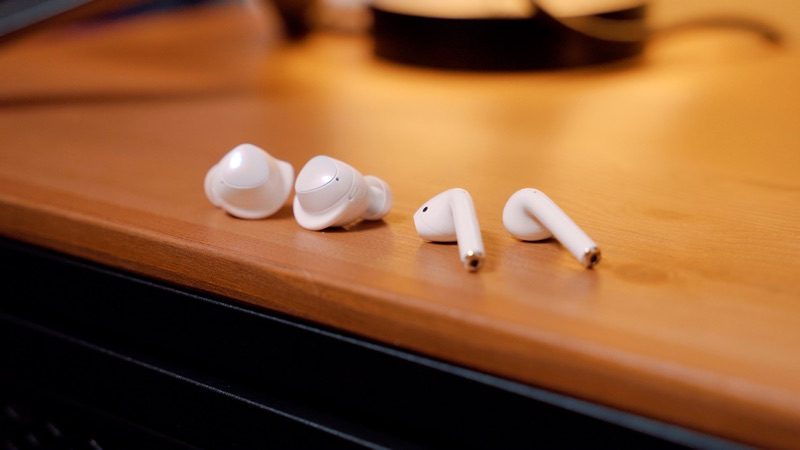 Samsung Galaxy Buds vs Apple Airpods Differences