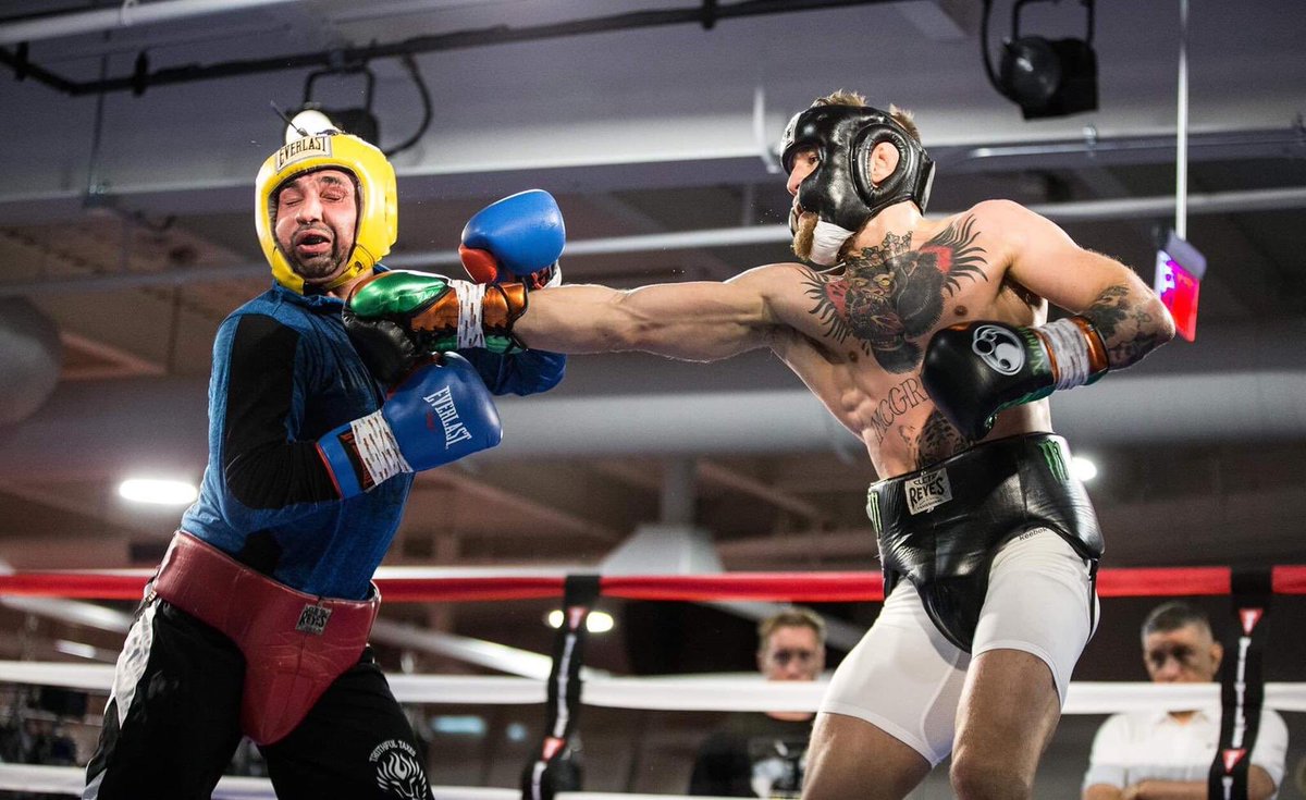 Conor McGregor vs Paulie Malignaggi Boxing