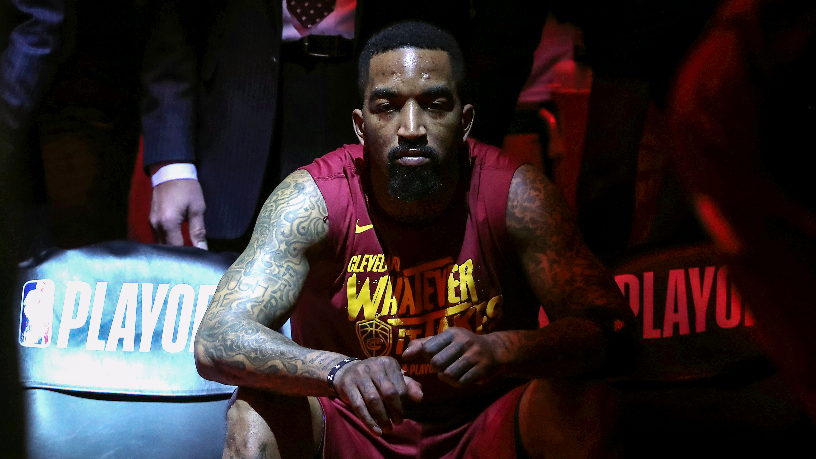 The Cleveland Cavaliers got JR Smith from the team of New York Knicks