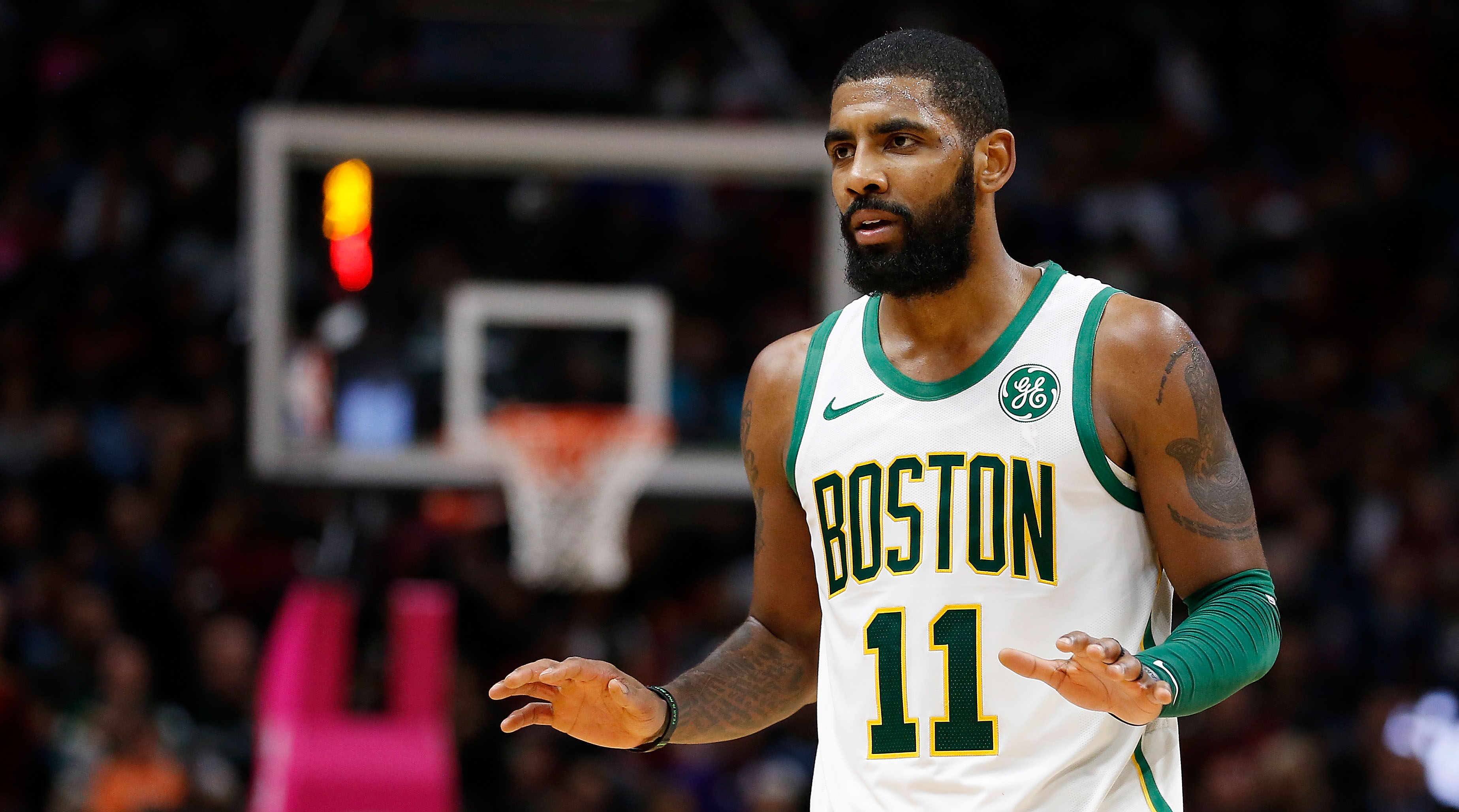 Kyrie Irving NBA free agency trade deal