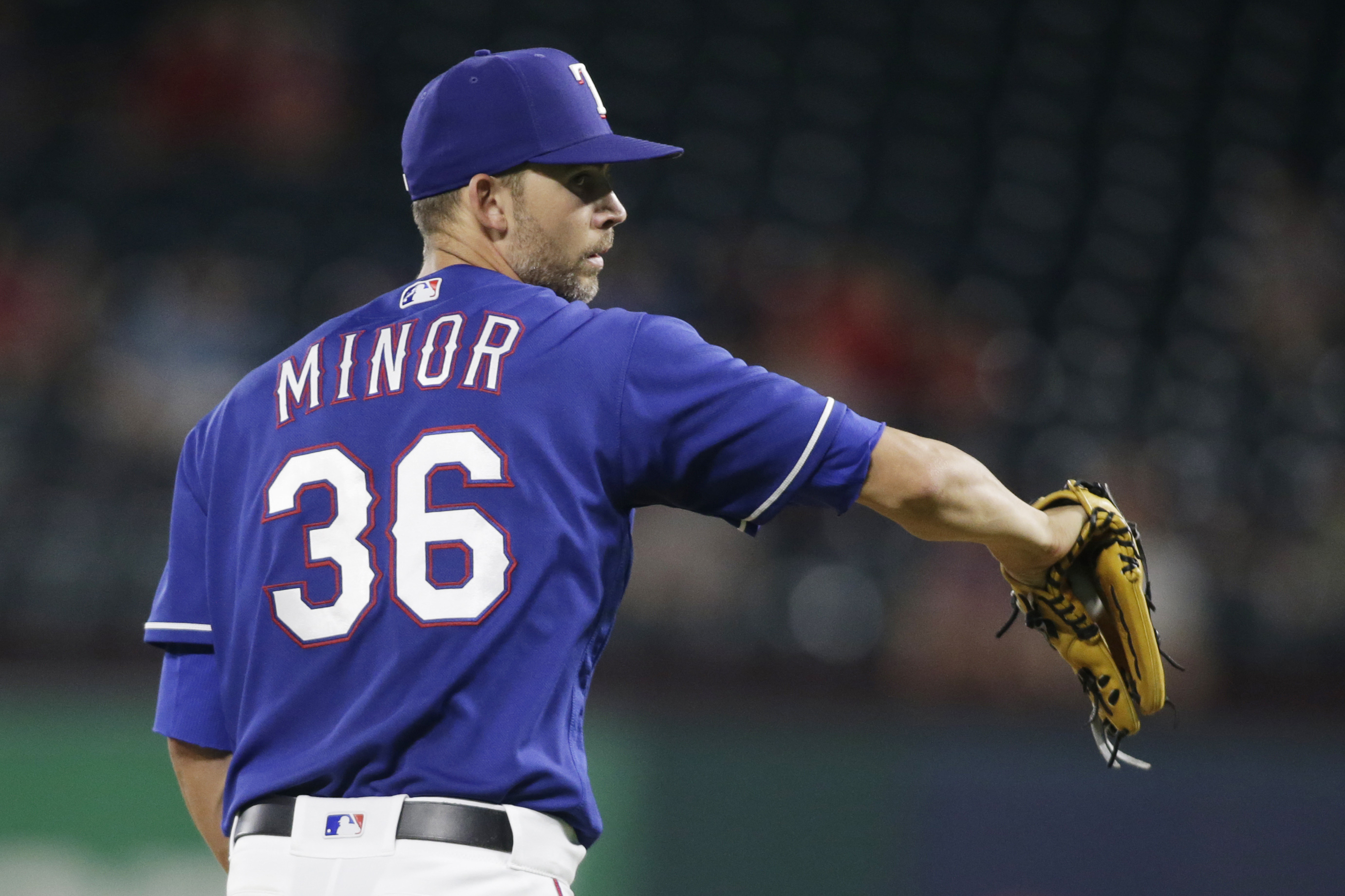 MLB trade rumours free agency deal Mike Minor