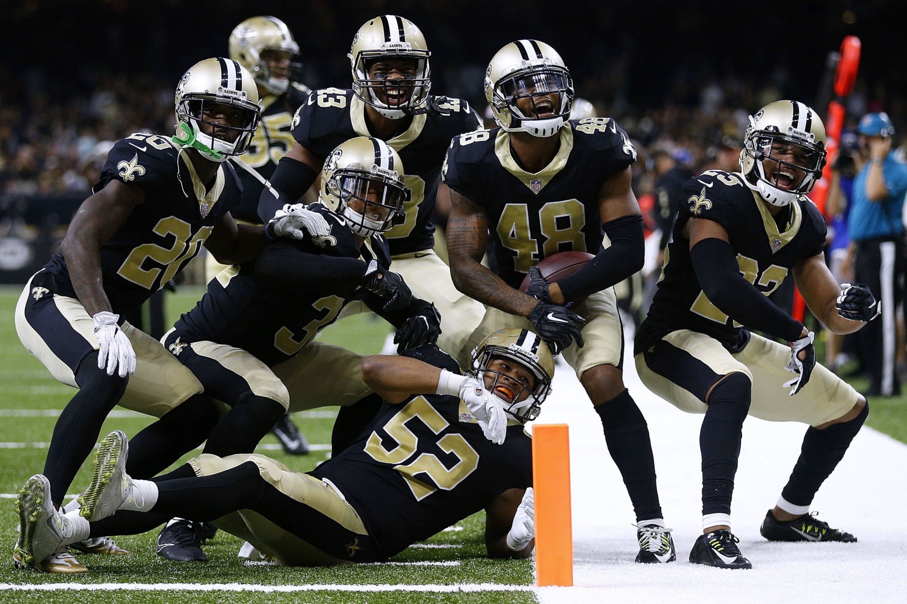 NFL Predictions Win-Loss Ratio NFC South League New Orleans Saints