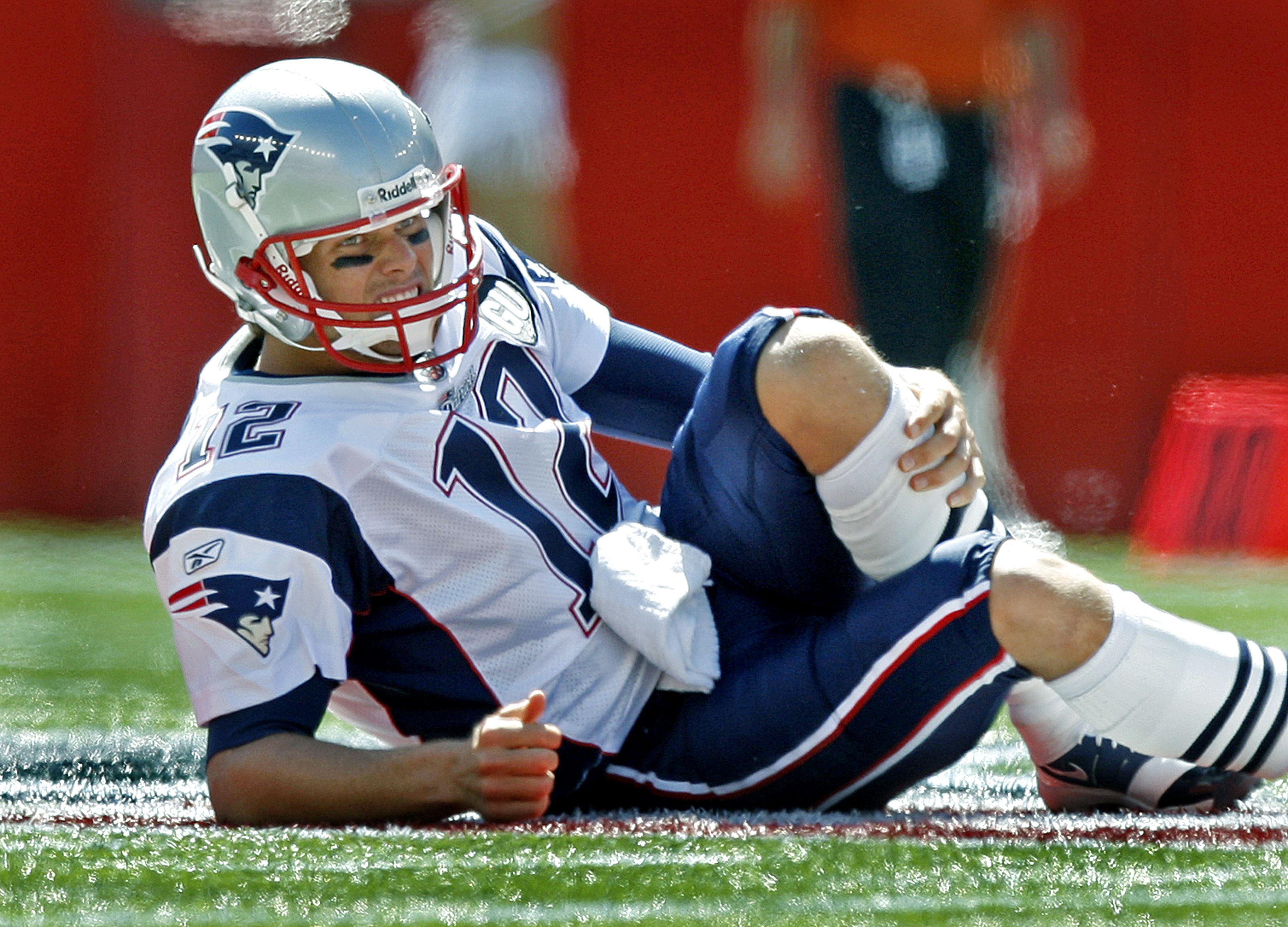 Tom Brady Risking Injury in the Jets Game