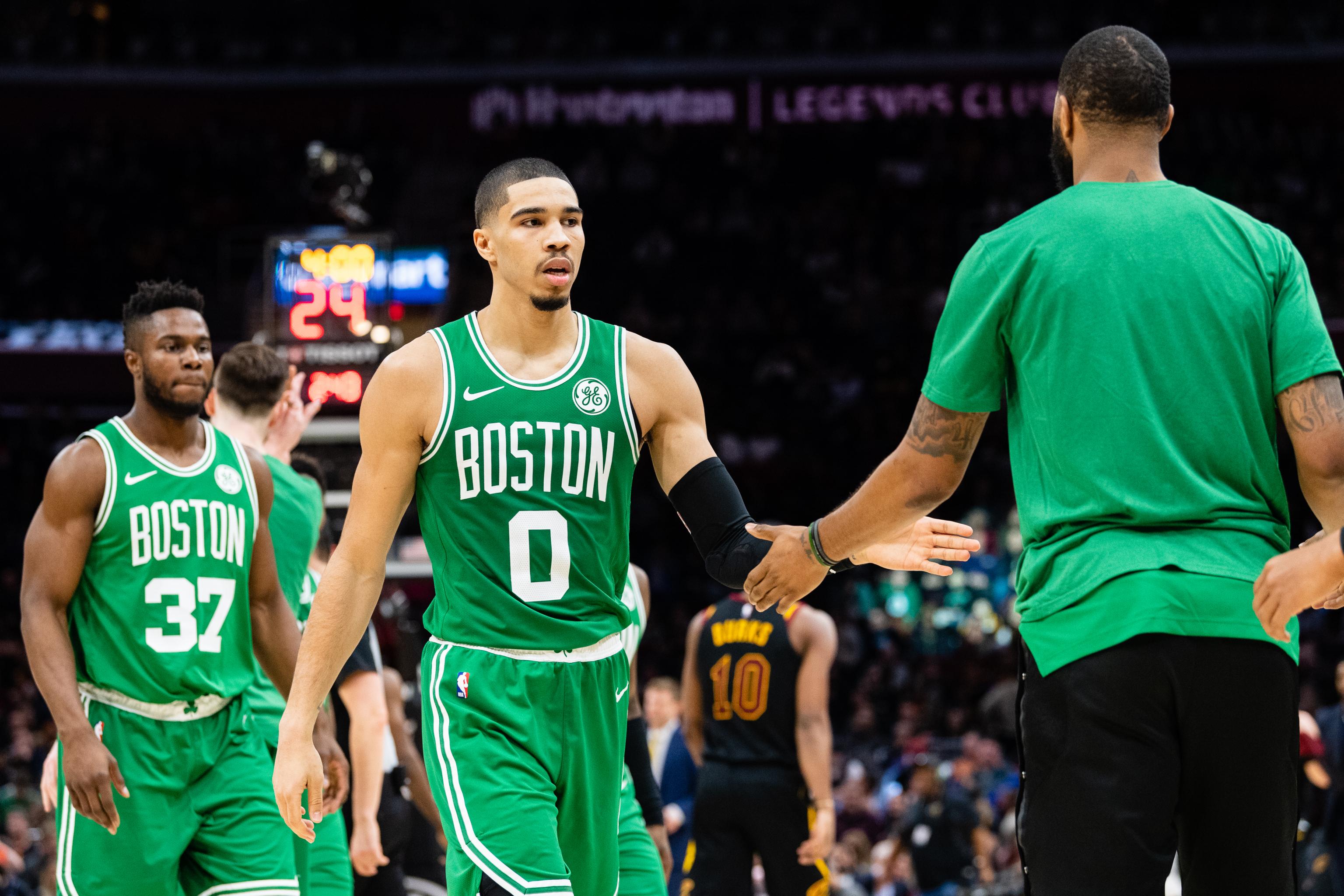 NBA Andre Iguodala Deals Boston Celtics
