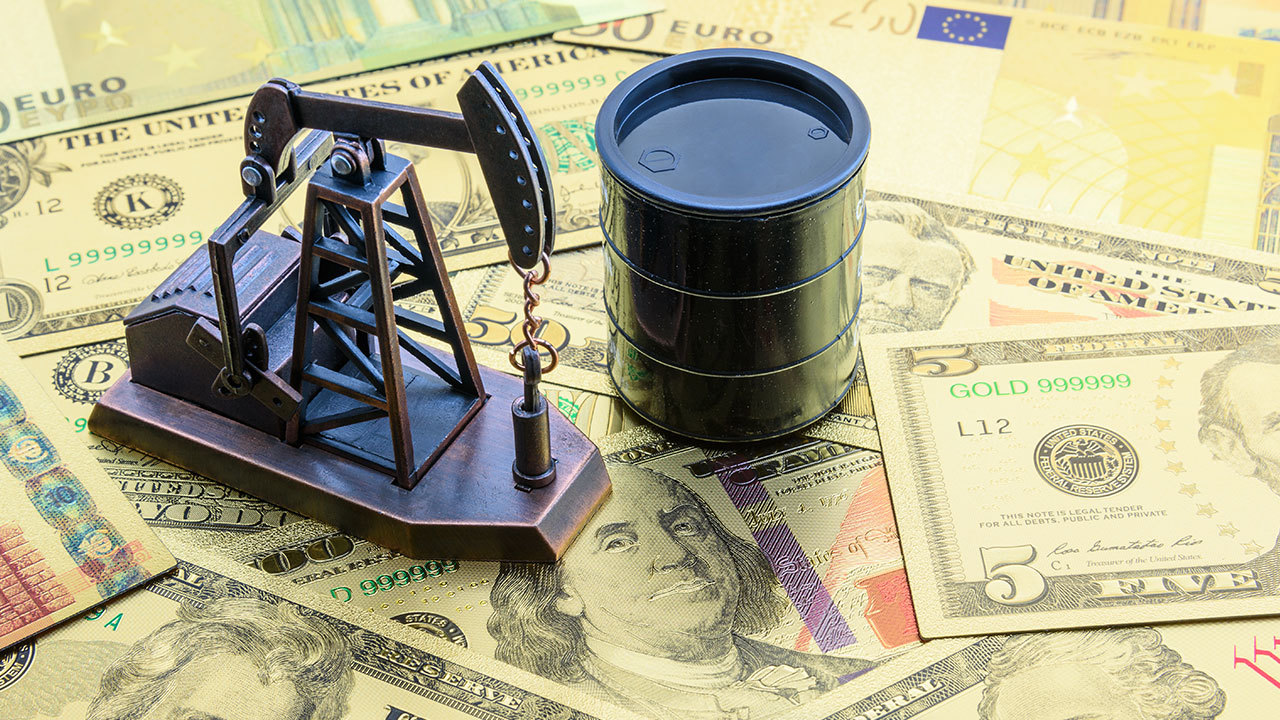 Why is Oil Price Negative What does Negative Price Mean